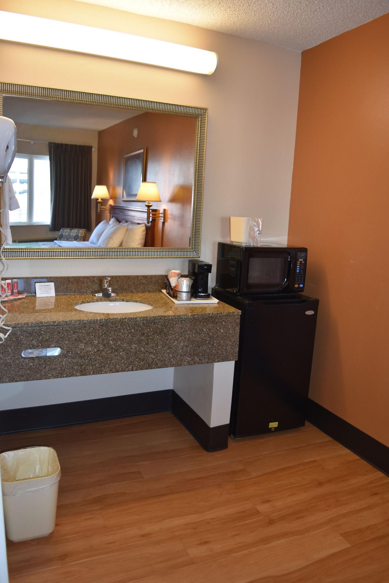 Econo Lodge Downtown Louisville Ngoại thất bức ảnh